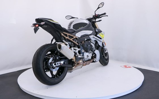 Gebrauchtmotorrad BMW S 1000 R - Bild 6