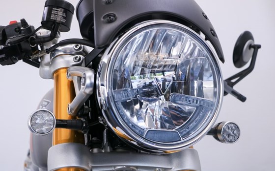 Gebrauchtmotorrad Triumph Thruxton RS - Bild 9