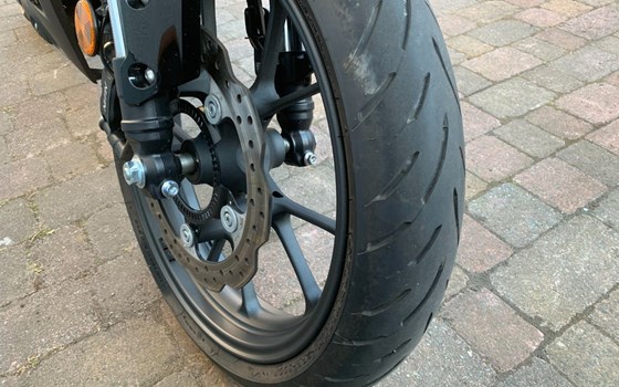 Gebrauchtmotorrad Honda CB125R - Bild 7