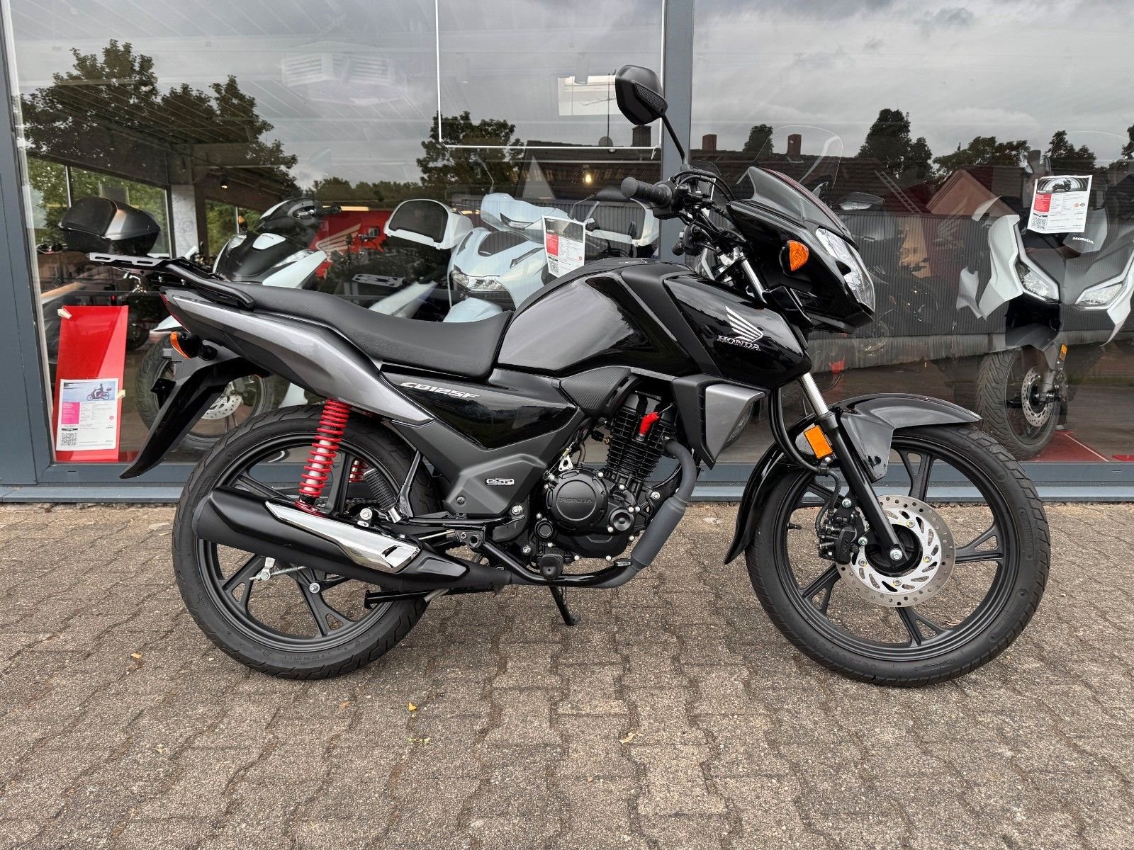 Honda CB125F