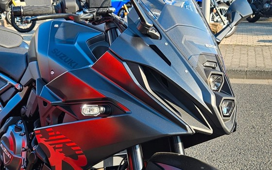 Neufahrzeug Suzuki GSX-8R Daidai-Iro Edition - Bild 3