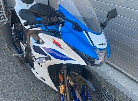 Gebrauchtmotorrad Suzuki GSX-R125 - Bild 3