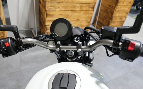 Gebrauchtmotorrad Kawasaki Eliminator 500 - Bild 9