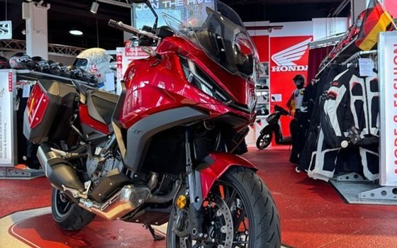 Gebrauchtmotorrad Honda NT1100 DCT - Bild 1