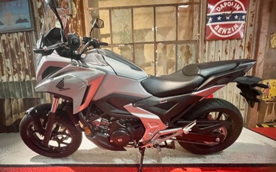 Gebrauchtmotorrad Honda NC750X - Bild 3