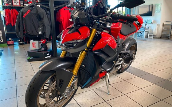 Gebrauchtmotorrad Ducati Streetfighter V4 S - Bild 5