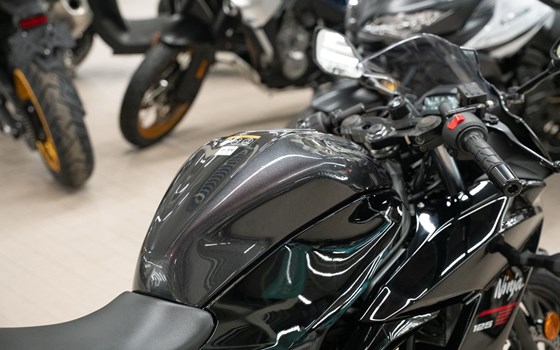 Neufahrzeug Kawasaki Ninja 125 - Bild 10