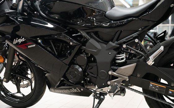Neufahrzeug Kawasaki Ninja 125 - Bild 15