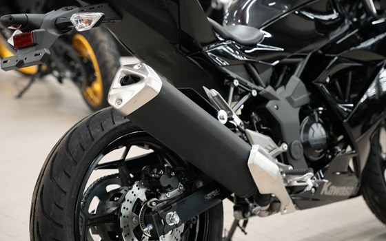 Neufahrzeug Kawasaki Ninja 125 - Bild 18