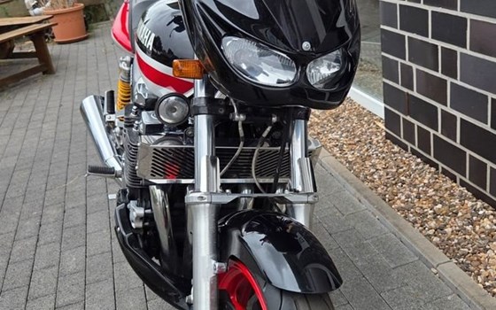 Gebrauchtmotorrad Yamaha XJR 1300 - Bild 3