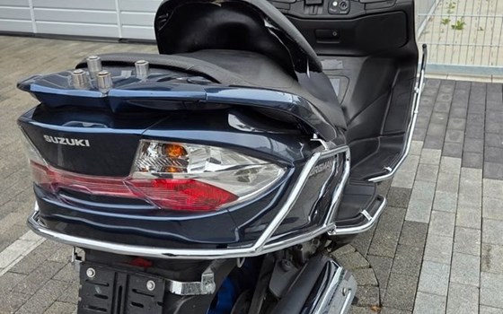 Gebrauchtmotorrad Suzuki Burgman 400 - Bild 3