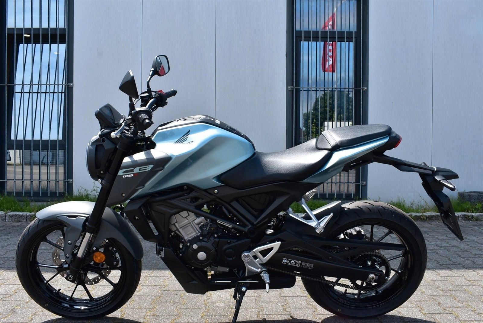 Honda CB125R
