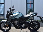 Honda CB125R