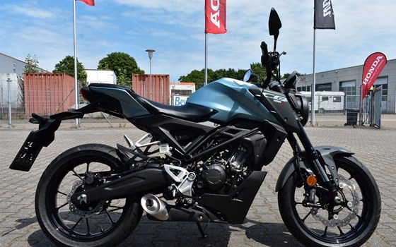 Gebrauchtmotorrad Honda CB125R - Bild 3