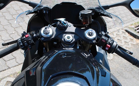 Gebrauchtmotorrad BMW S 1000 RR - Bild 13