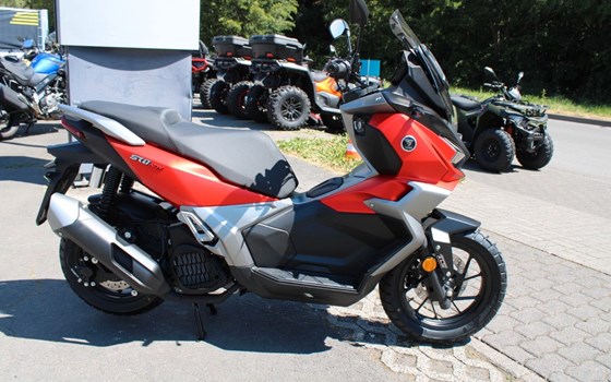 Neufahrzeug Voge SR1 ADV 125 ABS TCS - Bild 17