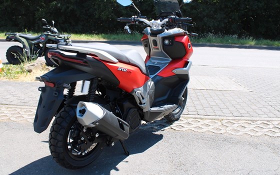 Neufahrzeug Voge SR1 ADV 125 ABS TCS - Bild 4