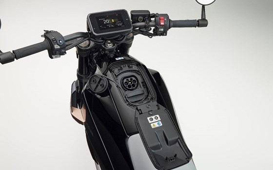 Gebrauchtmotorrad Honda WN7 11kW - Bild 13