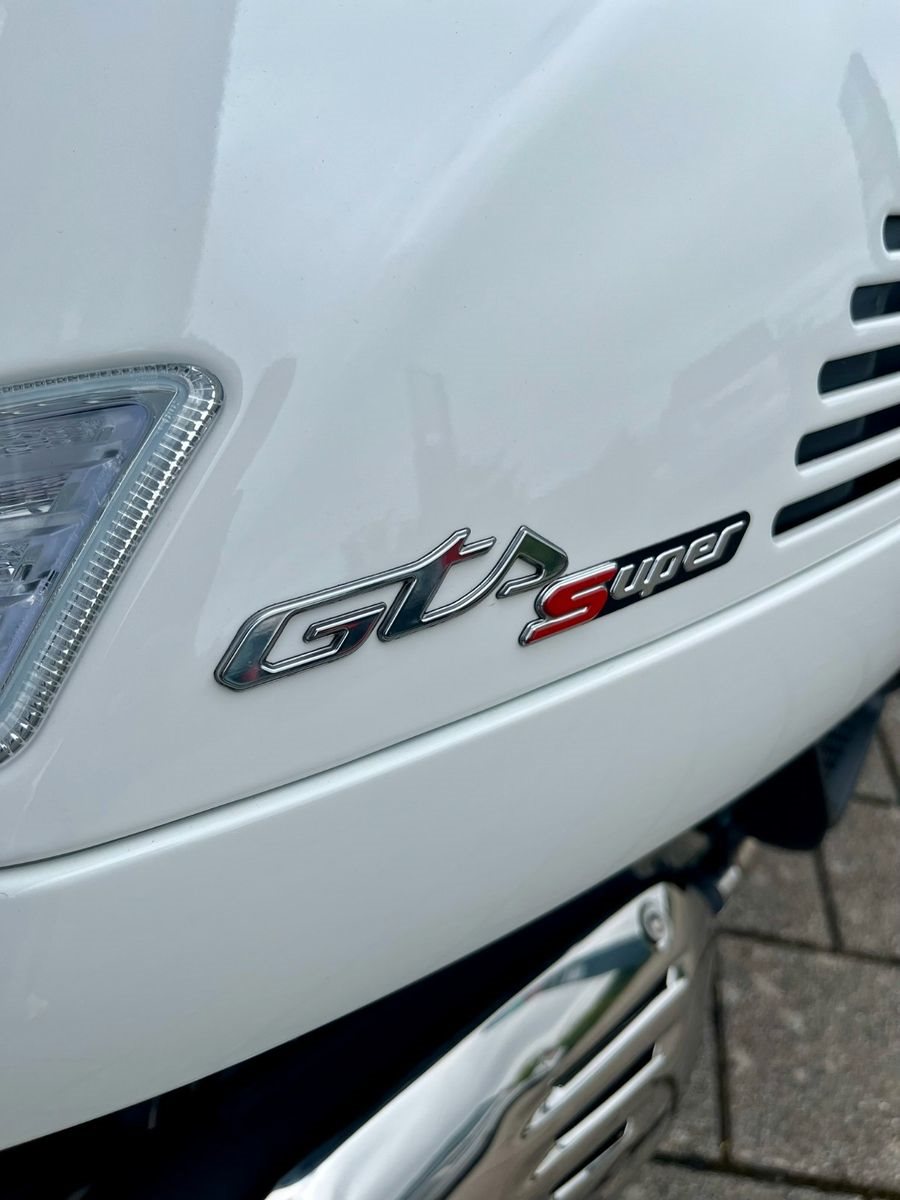 Vespa 125 Super