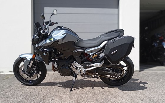 Gebrauchtmotorrad BMW F 900 R - Bild 2