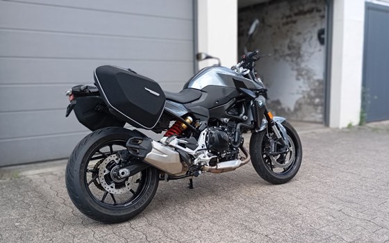 Gebrauchtmotorrad BMW F 900 R - Bild 6