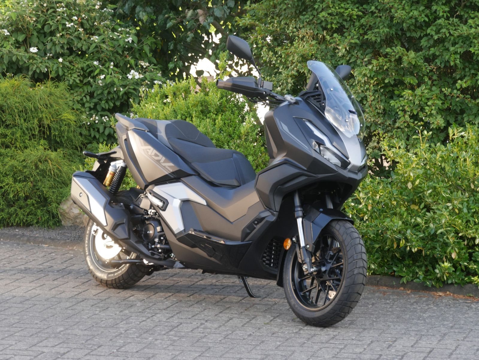 Honda ADV350