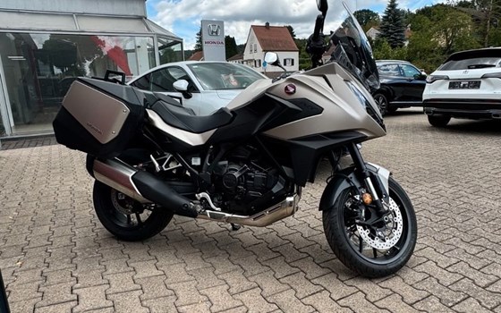 Gebrauchtmotorrad Honda NT1100 - Bild 4