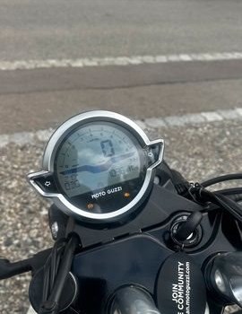 Gebrauchtmotorrad Moto Guzzi V9 Bobber - Bild 6