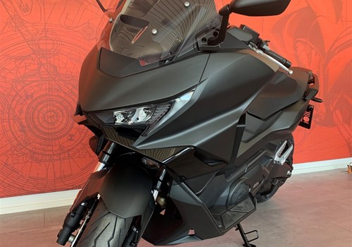 Honda Forza 750