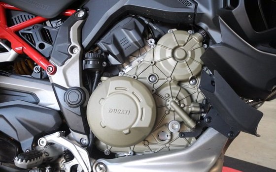 Gebrauchtmotorrad Ducati Multistrada V4 S - Bild 8
