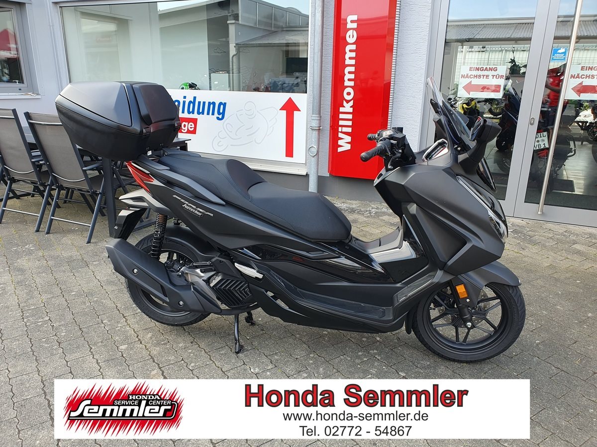 Honda Forza 125
