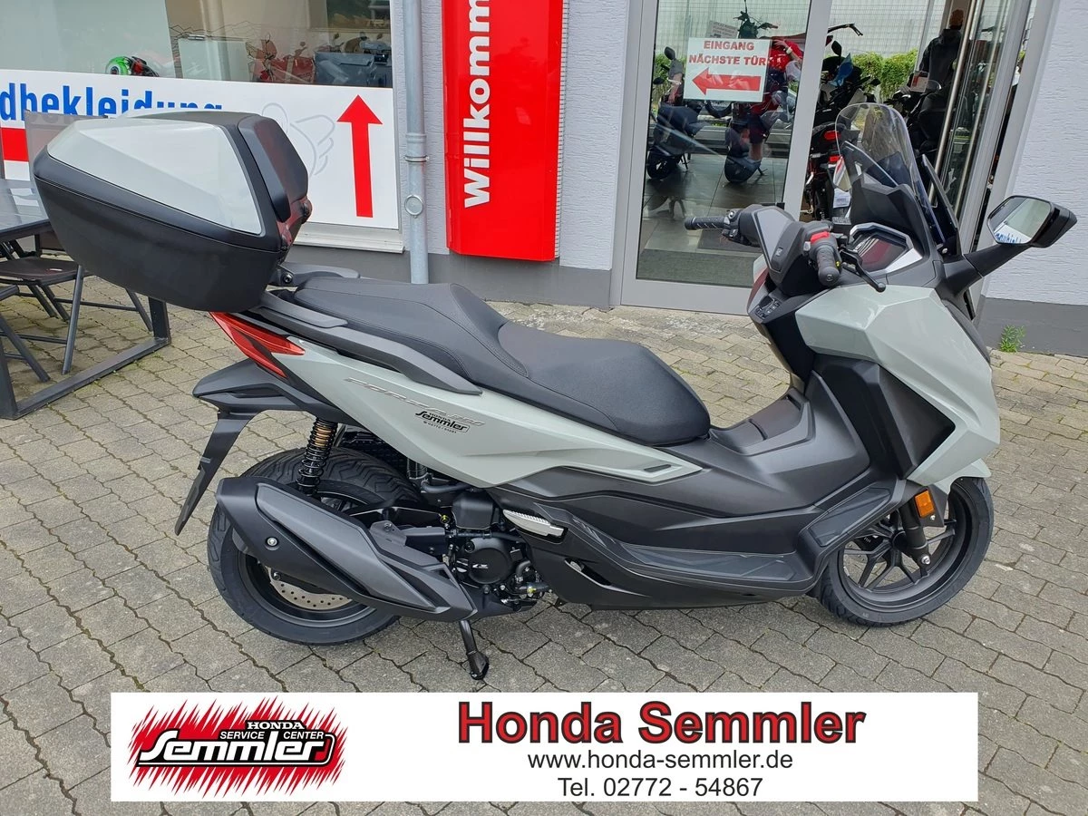 Honda Forza 350