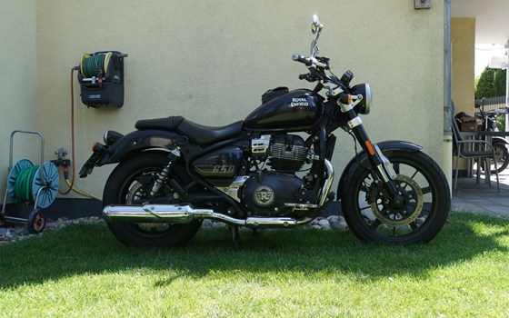 Gebrauchtmotorrad Royal Enfield Super Meteor 650 - Bild 4