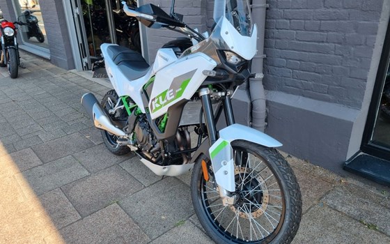 Gebrauchtmotorrad Kawasaki KLE500 SE - Bild 3
