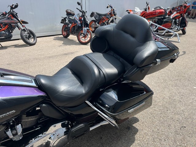 Harley-Davidson FLHTK Electra Glide Ultra Limited (violett) - Bild 12