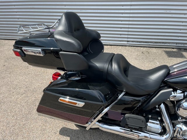 Harley-Davidson FLHTK Electra Glide Ultra Limited (violett) - Bild 7