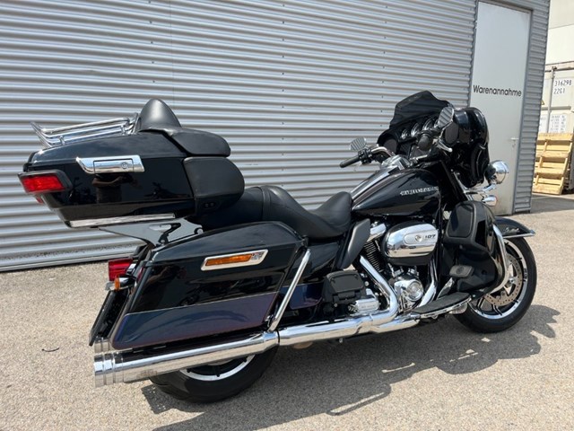 Harley-Davidson FLHTK Electra Glide Ultra Limited (violett) - Bild 8