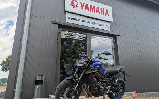 Gebrauchtmotorrad Yamaha MT-09 - Bild 1
