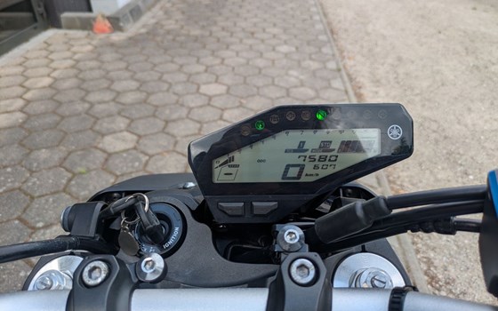 Gebrauchtmotorrad Yamaha MT-09 - Bild 16