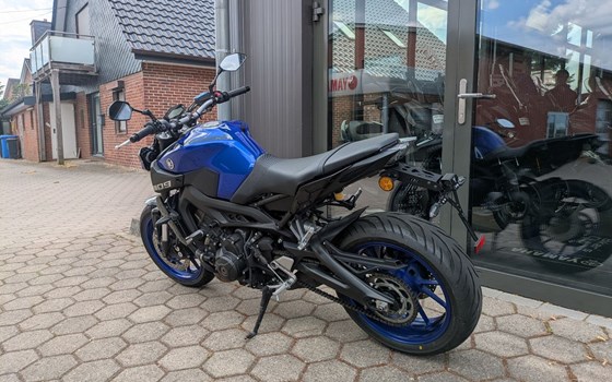 Gebrauchtmotorrad Yamaha MT-09 - Bild 3