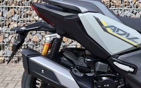 Gebrauchtmotorrad Honda ADV350 Special Edition - Bild 18