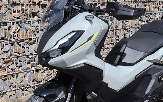 Gebrauchtmotorrad Honda ADV350 Special Edition - Bild 2