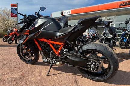KTM 1390 Super Duke R
