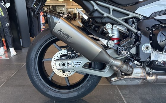 Neufahrzeug BMW S 1000 RR - Bild 9