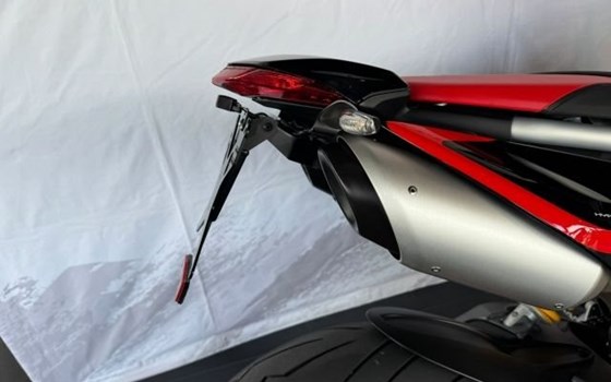 Gebrauchtmotorrad Ducati Hypermotard 950 RVE - Bild 8