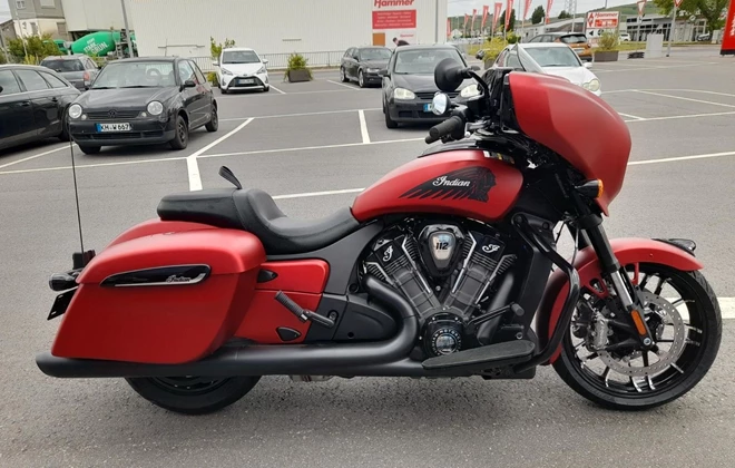 Indian Chieftain Powerplus Dark Horse with 112 Package