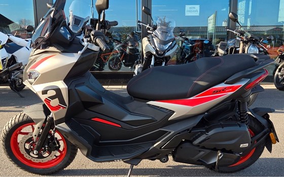 Neufahrzeug Aprilia SR GT Sport 125 - Bild 12
