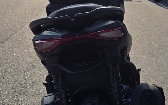 Neufahrzeug Aprilia SR GT Sport 125 - Bild 15