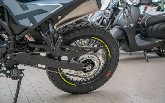 Neufahrzeug Benelli BKX 125 - Bild 15