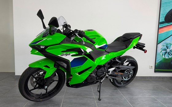 Neufahrzeug Kawasaki Ninja 500 SE - Bild 2